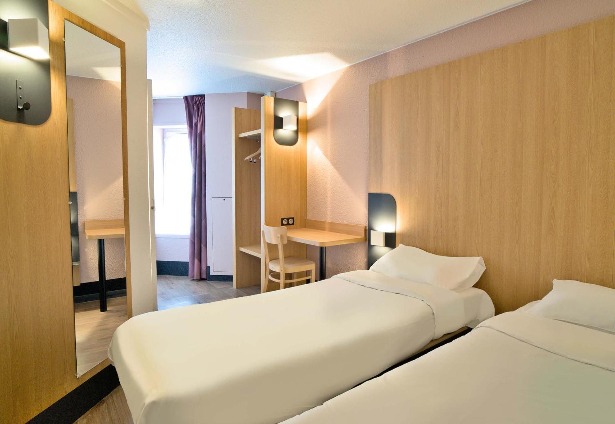 B&B Hotel Dreux Centre Exteriér fotografie